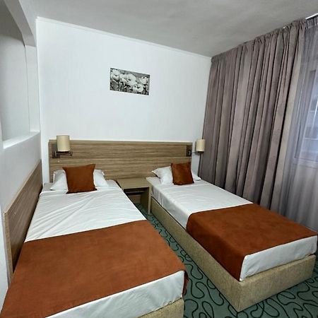 Garsoniere Aby Apartment Turnu Măgurele Exterior photo